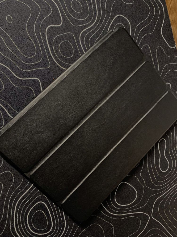 Чохли на різні моделі iPad
