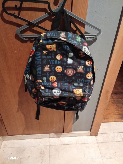 Mochila criança em excelente estado