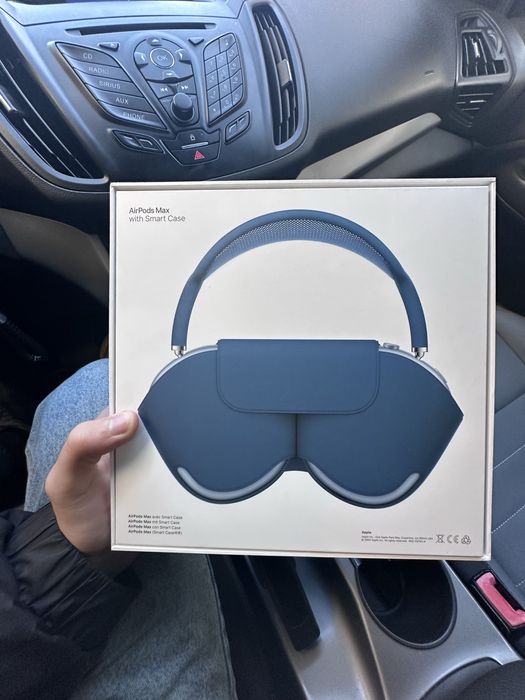 Apple AirPods Max (Sky Blue lightning) оригінал