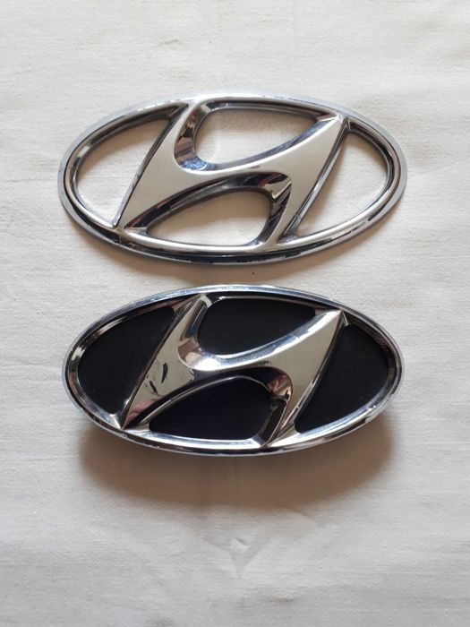 Эмблема  значок  шильдик  надпись  логотип   Hyundai  Оригинал