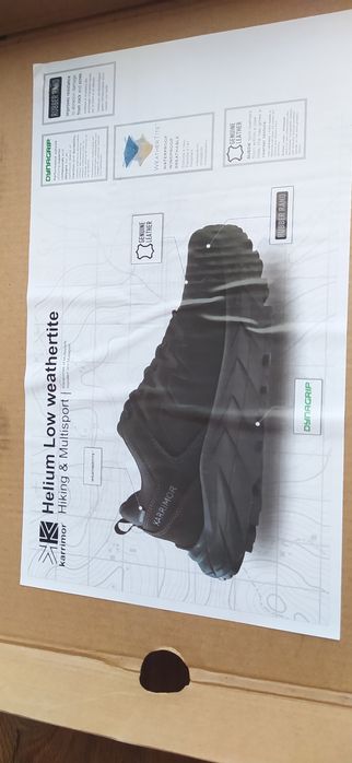 Мужские кроссовки