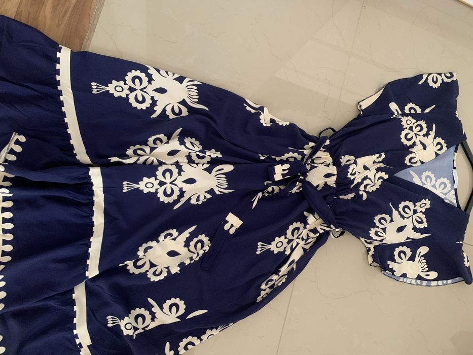 Sukienka  Rylko.   .