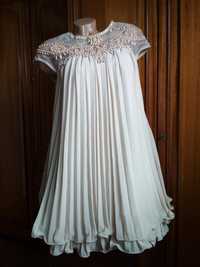 Шифоновое плиссированное платье цвета пудры