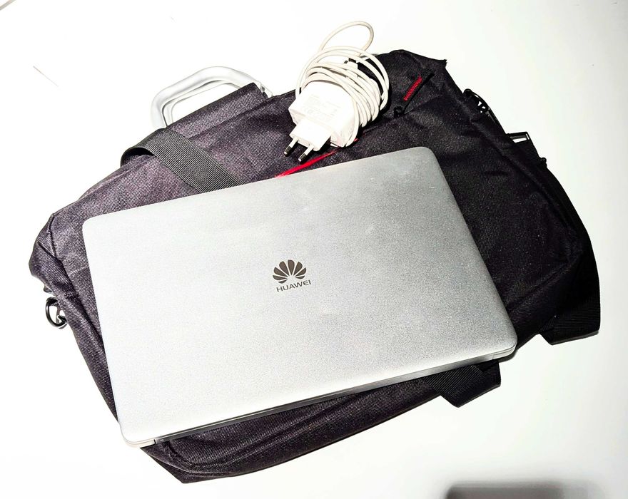 Laptop Huawei MateBook D 14" AMD Ryzen 5 2500U 8/256GB Win10