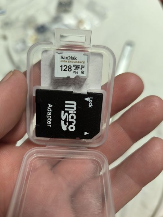 Cartão MicroSD SanDisk High Endurance - SDSQQNR-128G-GN6IA