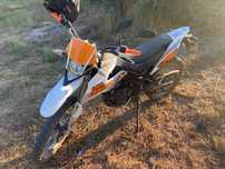 Mota como nova Um dsr 125 ex