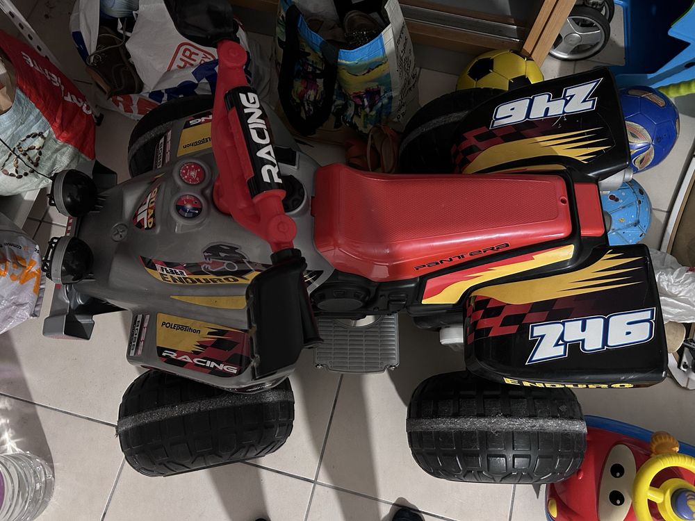 Moto 4 para crianca