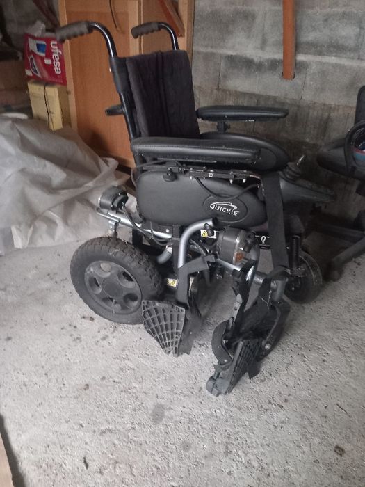 Cadeira eléctrica preço  negociável