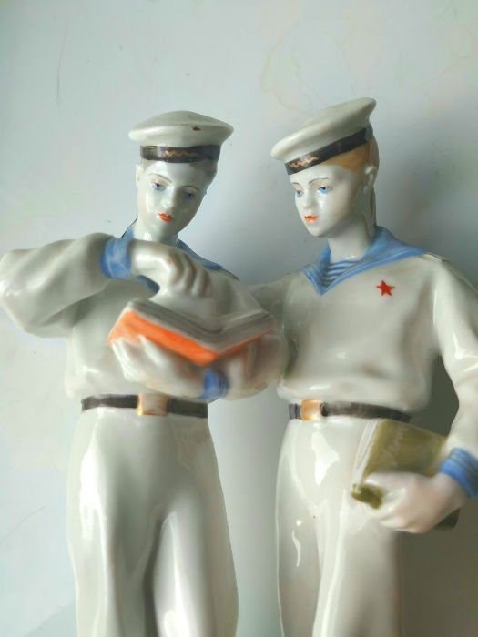 Ребята моряки "Нахимовцы" статуэтка, антиквариат фарфор