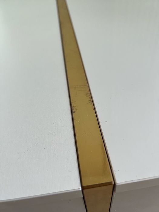 Stolik kawowy biały złoto