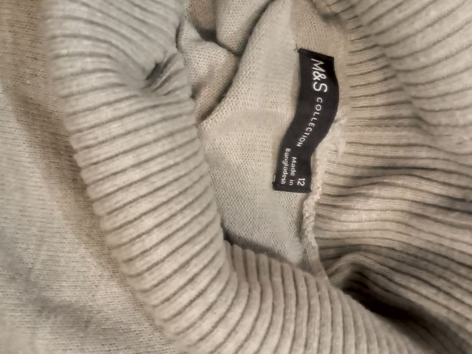 Cienki szary golf damski M&S Collection długi miły idealny rozmiar 40