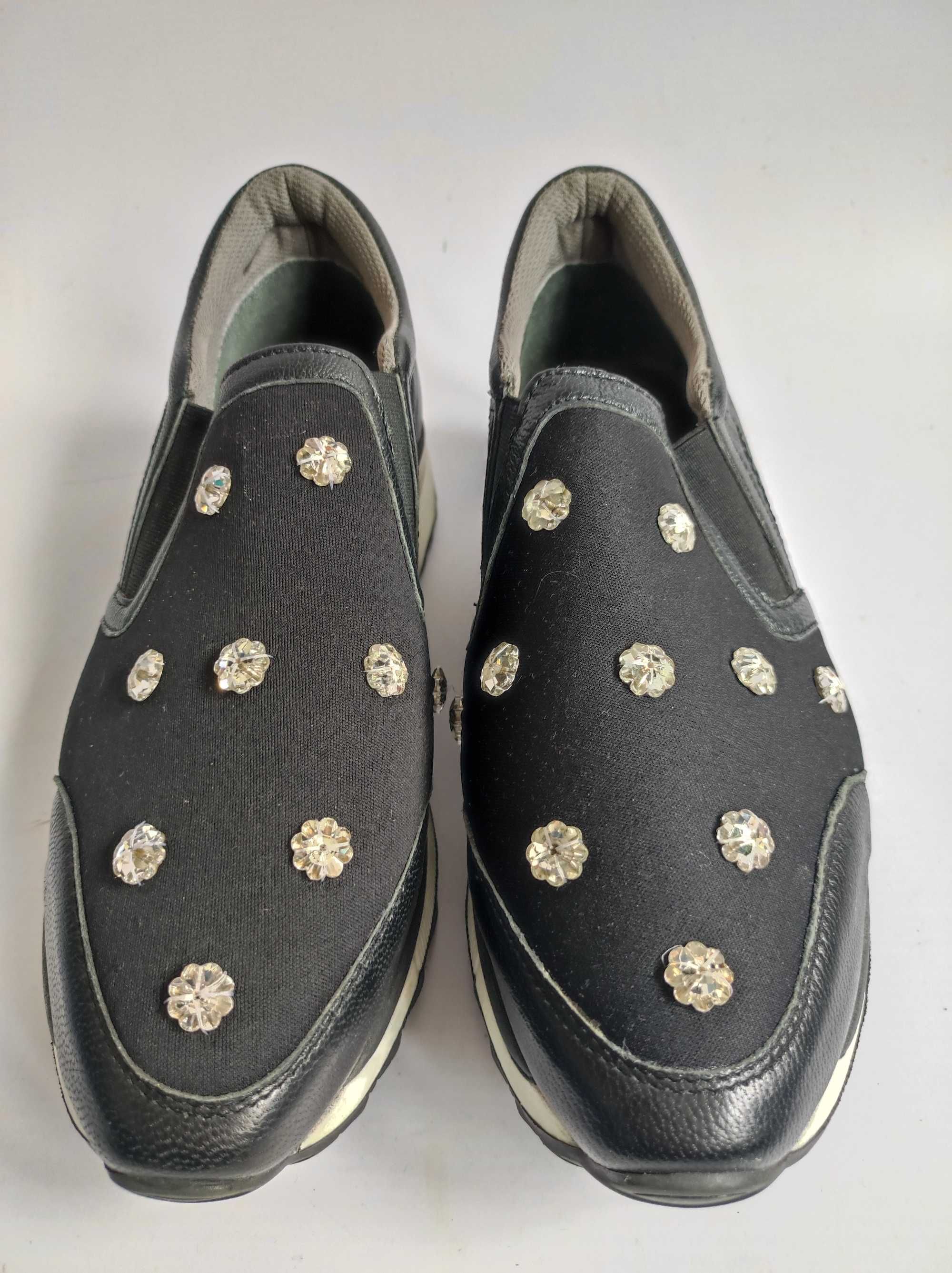 - Liva Loop - Sneakersy r. 38