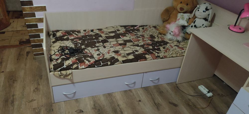 Продам дитячу стінку.