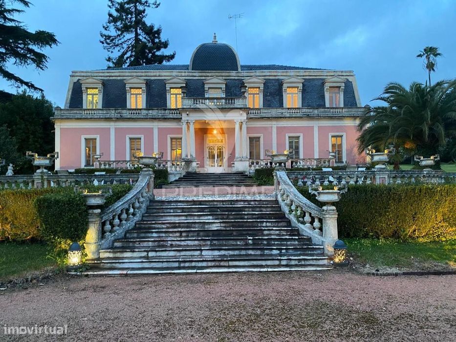 Palácio Histórico com Jardim Botânico e Instalações Hípicas — Elvas...