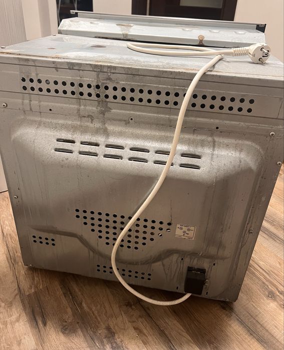 Духова шафа на запчастини