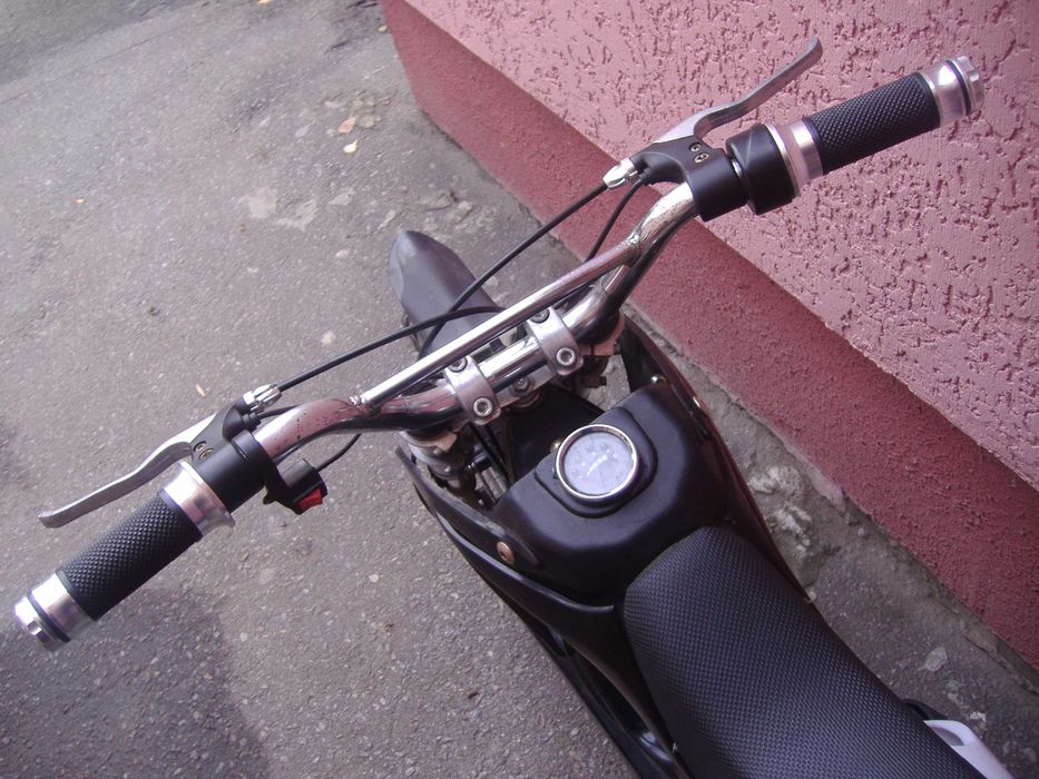 Электромотоцикл 36v 800w (питбайк) для 8-14 лет,до 80 кг,электроскутер