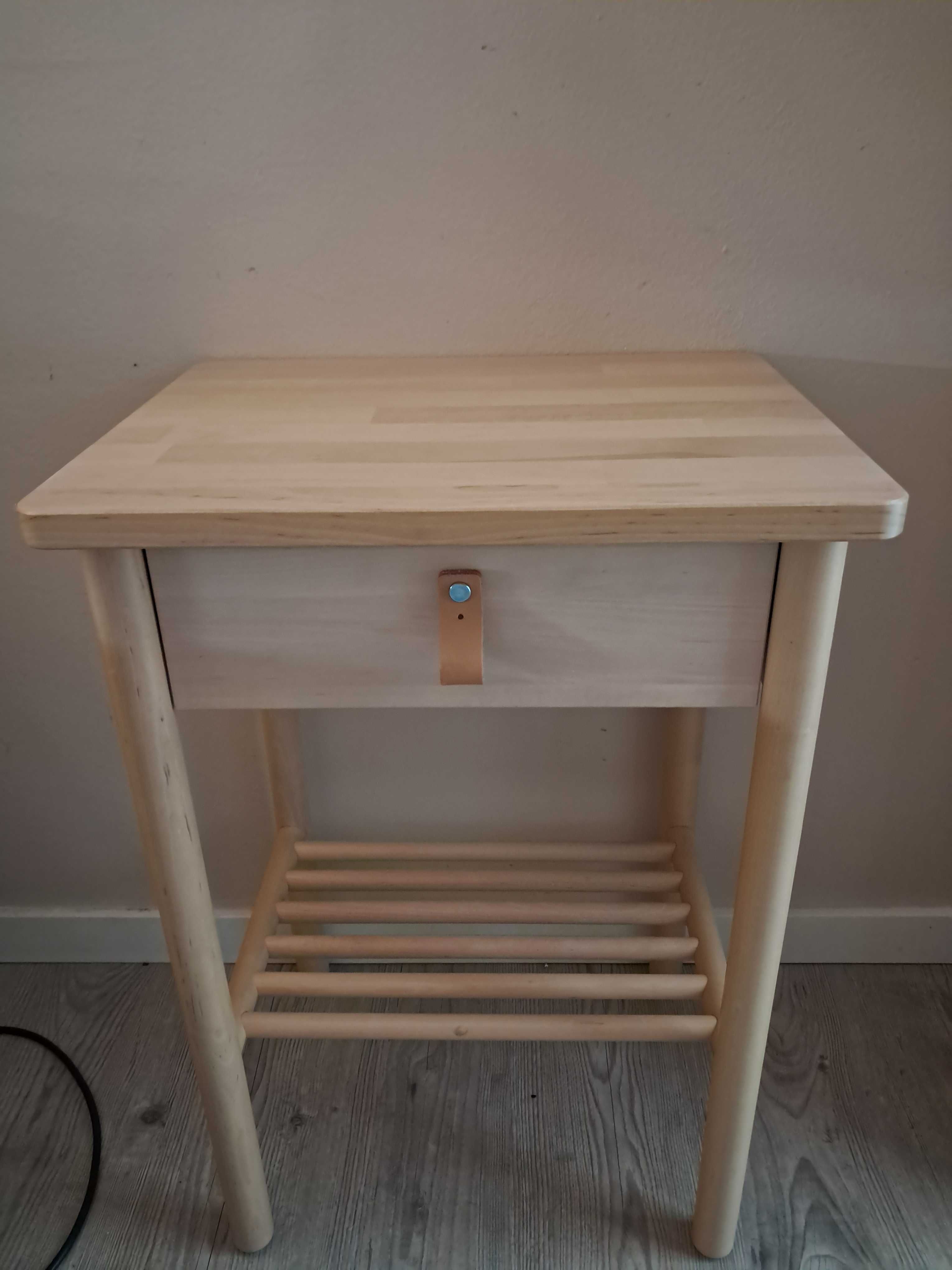 Vendo mesa de cabeceira IKEA