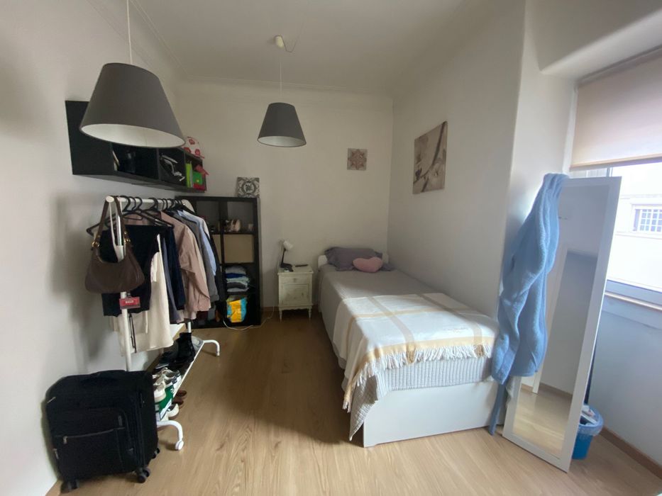 Quarto singular Moscavide