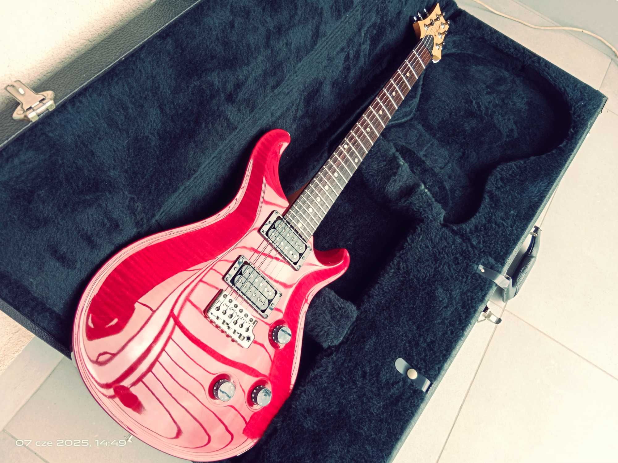 PRS CE24 USA z 2008 roku z futerałem