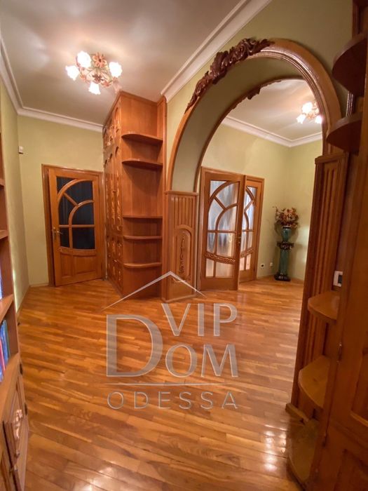 Французский бульвар, Дунаева’.Ключи