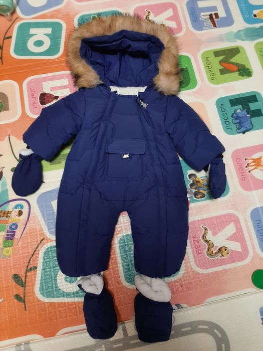 Продам дитячий зимовий комбінезон 74 розмір 74 розмір74 р.на хло