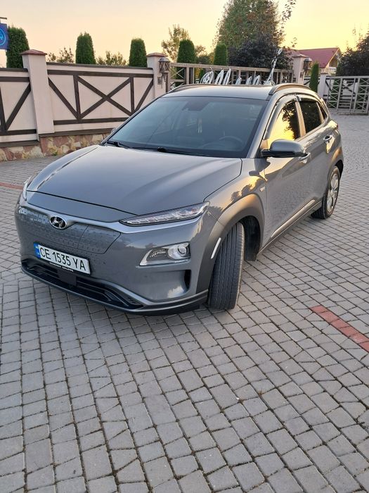 Hyundai Kona Electric 64 кВт