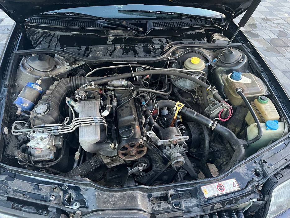 Продам Audi 100 C4 в рідній фарбі!