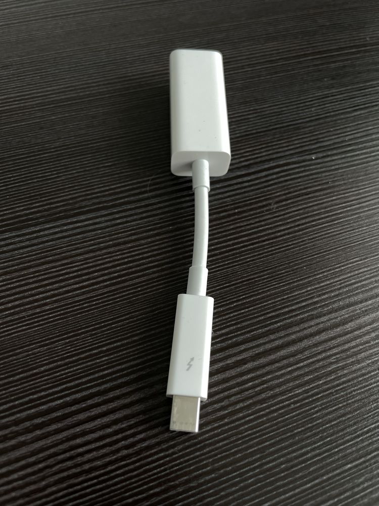 Apple oryginalna przejściówka Thunderbolt 2 na Ethernet A1433