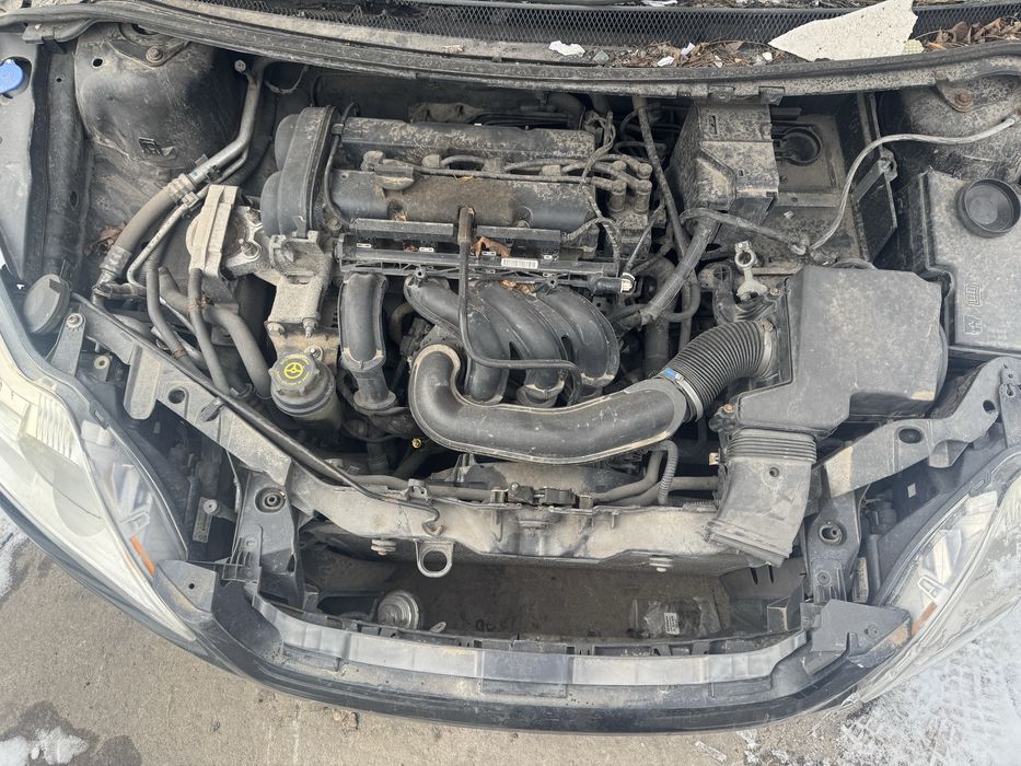 Розборка Ford focus 2 1,4. В наявності передня частина.