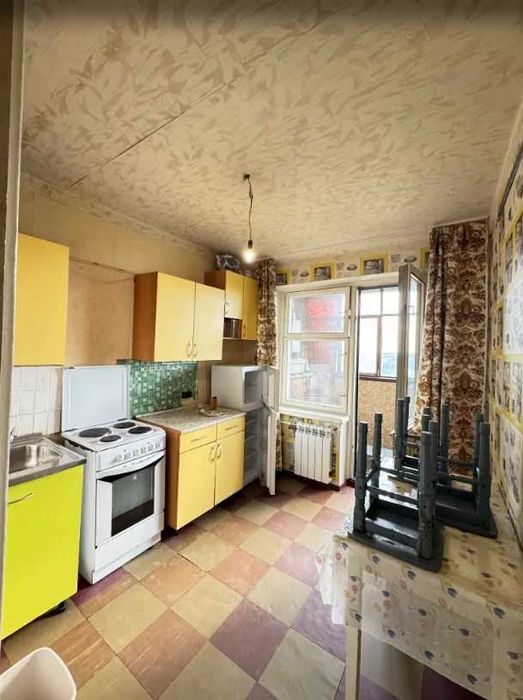 1 кім 40 м2 в багатоповерхівці район ТОПОЛЬ (717664)