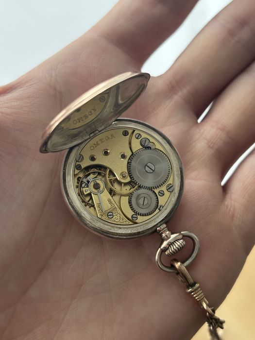 Omega – damski zegarek kieszonkowy – Grand Prix Paris 1900