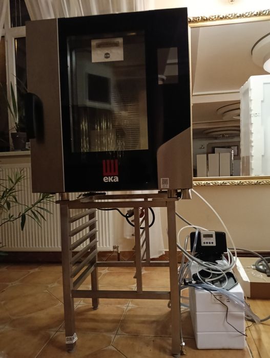 Piec konwekcyjno-parowy nowy na gwarancji producenta