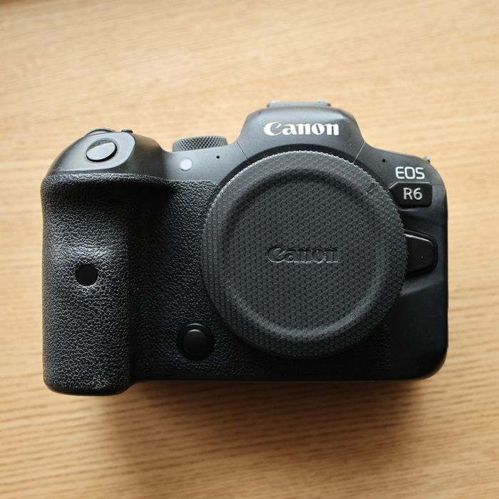 Фотоапарат Canon R6 body