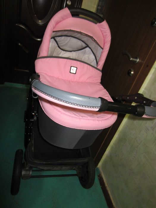дитяча коляска гарна