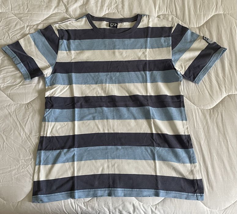 T-shirt riscas azul branco mayoral 16 anos