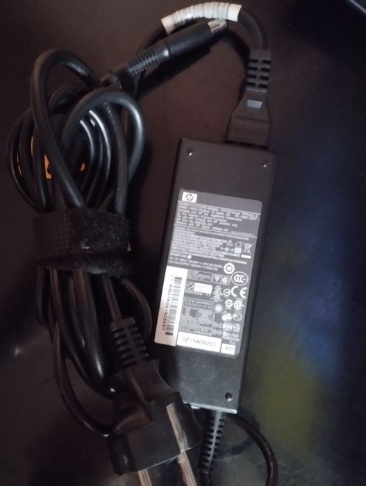 Оригінальний зарядний присирій від ноутбука HP