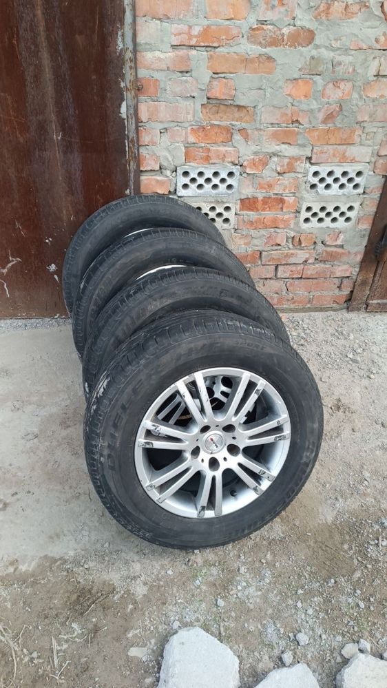 Титани з резиною r16 215/65 Bridgestone