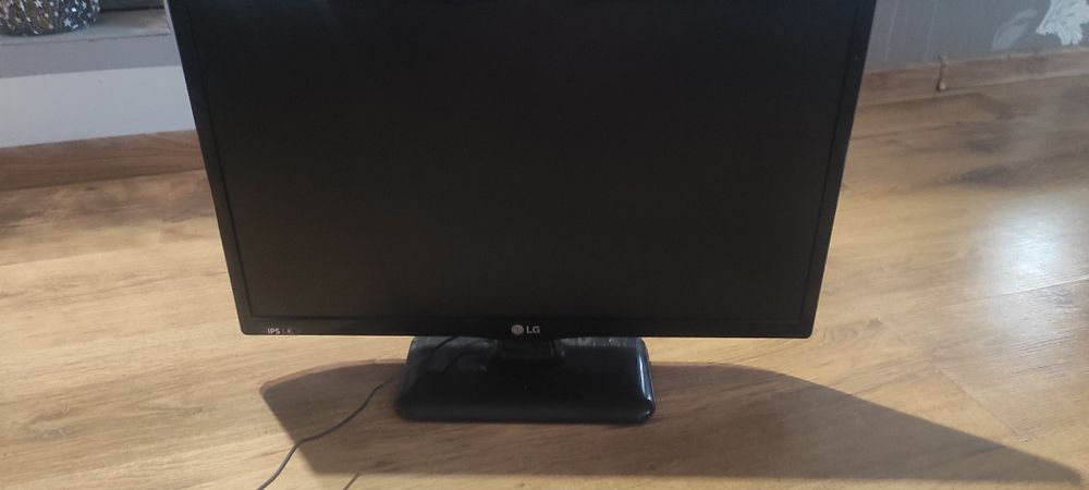 Monitor LG używany
