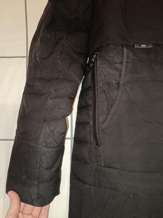 Продам куртку зимнюю