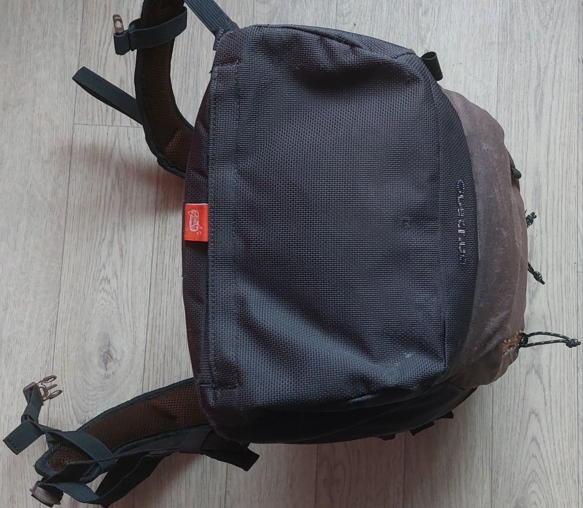 Рюкзак б/у Quechua NH500 20 L, c дождевиком (France)
