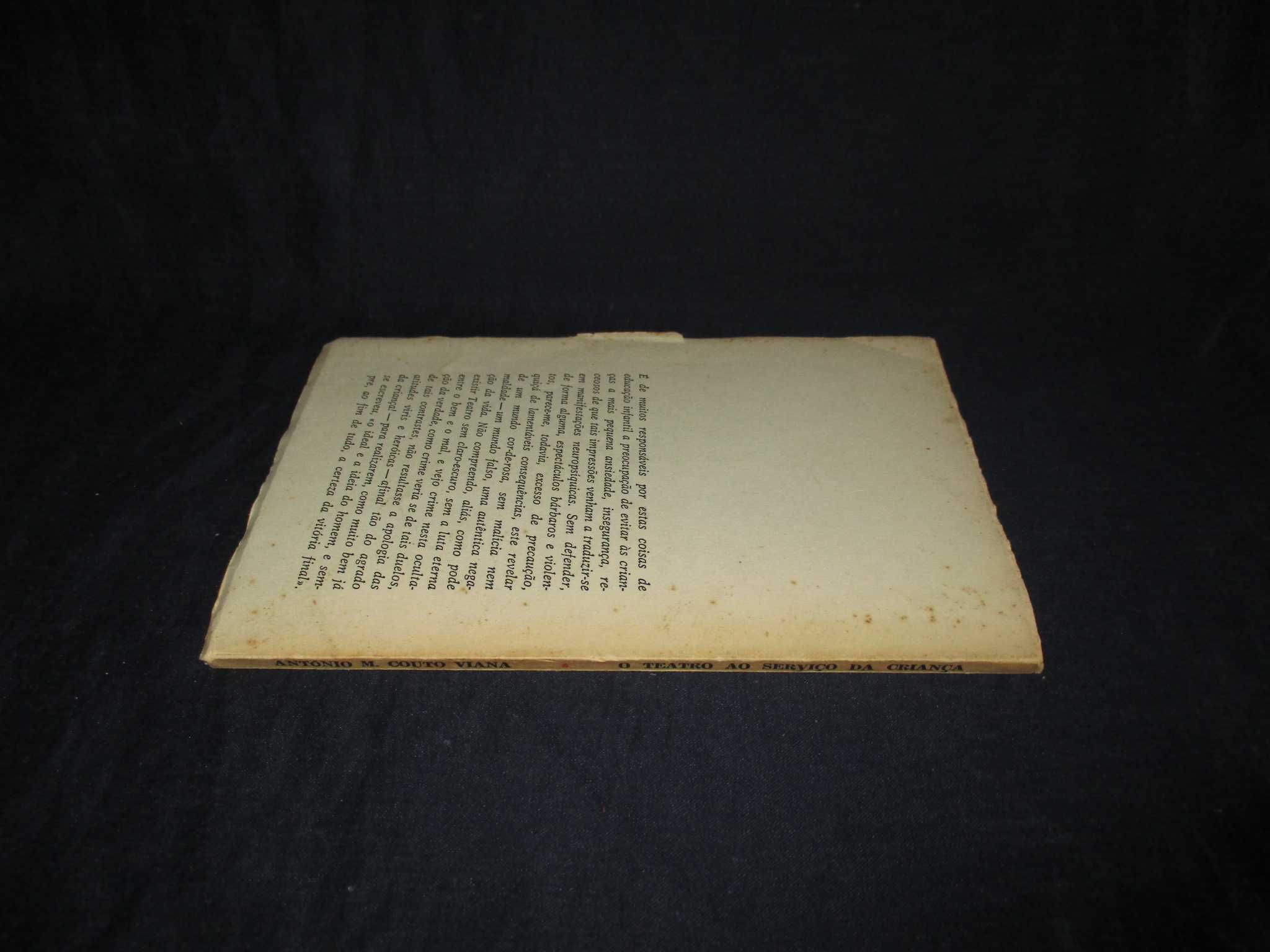 Livro O Teatro ao serviço da Criança Couto Viana