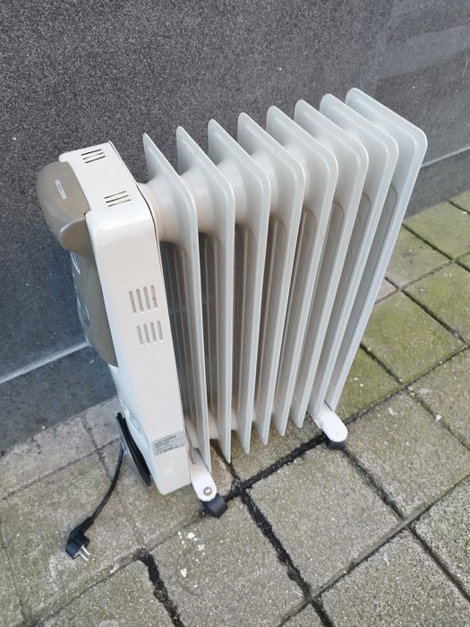 Aquecedor óleo 35€