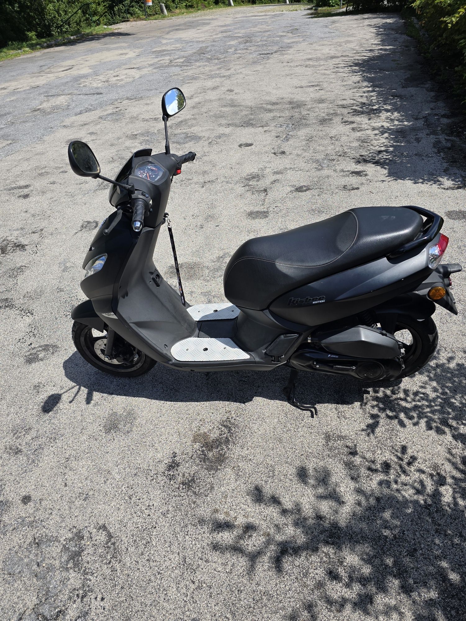 Peugeot Kisbee 50 2T black edition
