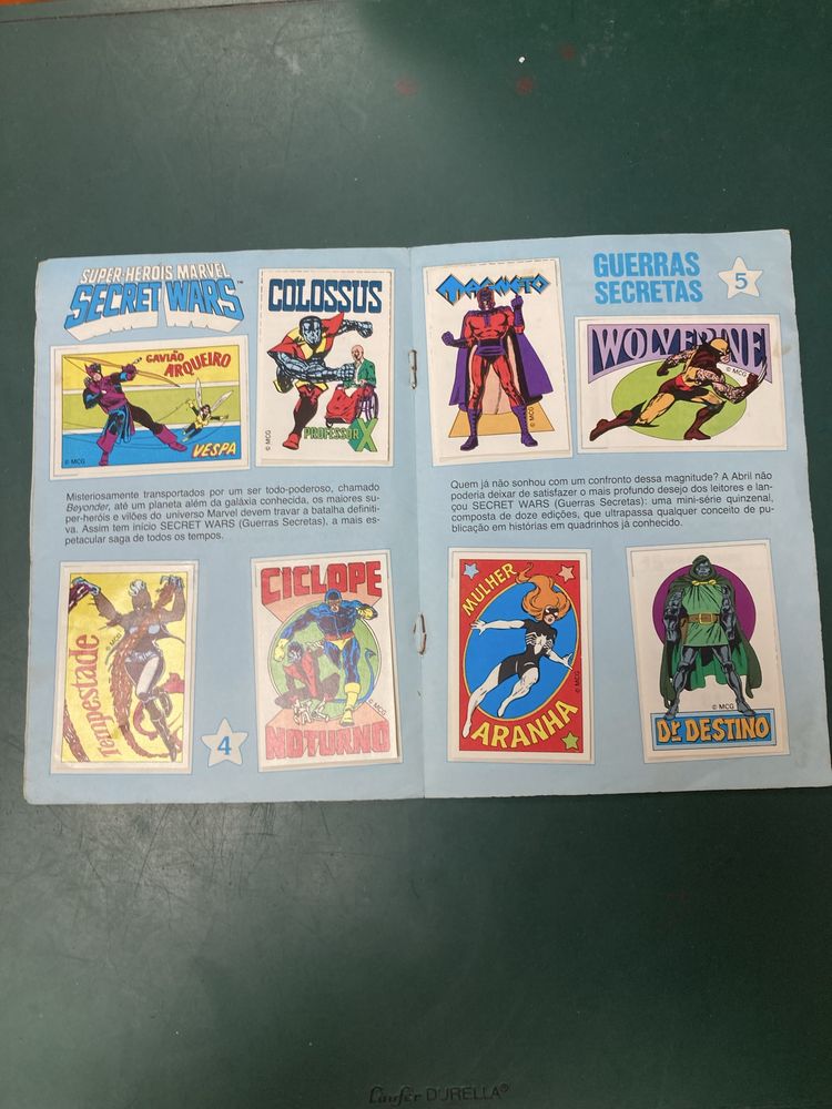 Caderneta completa Secret Wars Marvel
