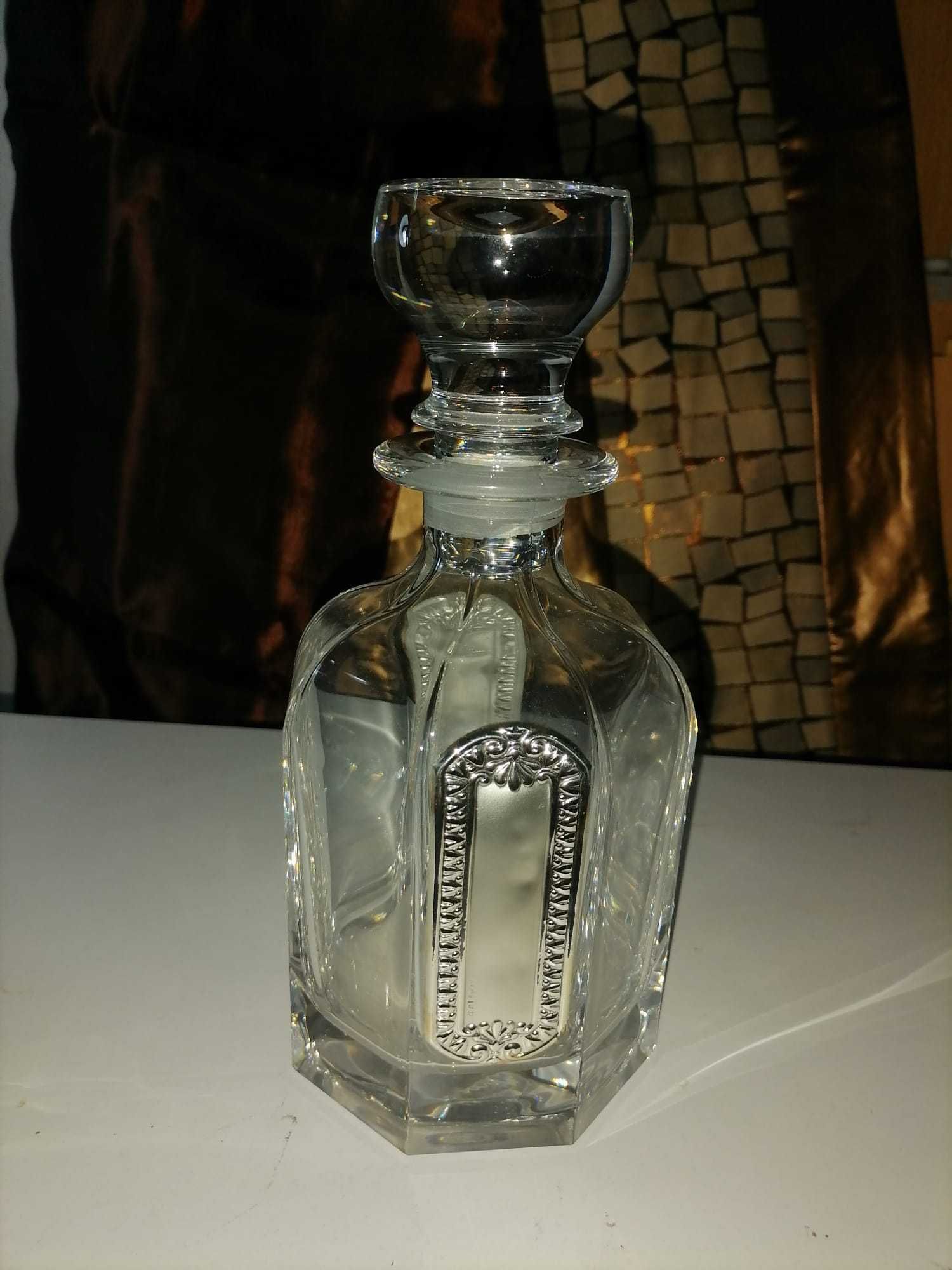 Garrafas em cristal