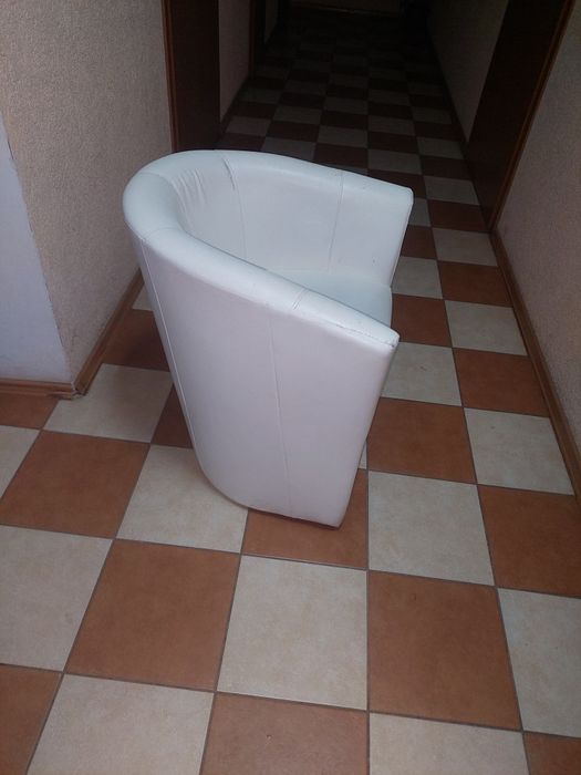 Продажа мягкого крісла
