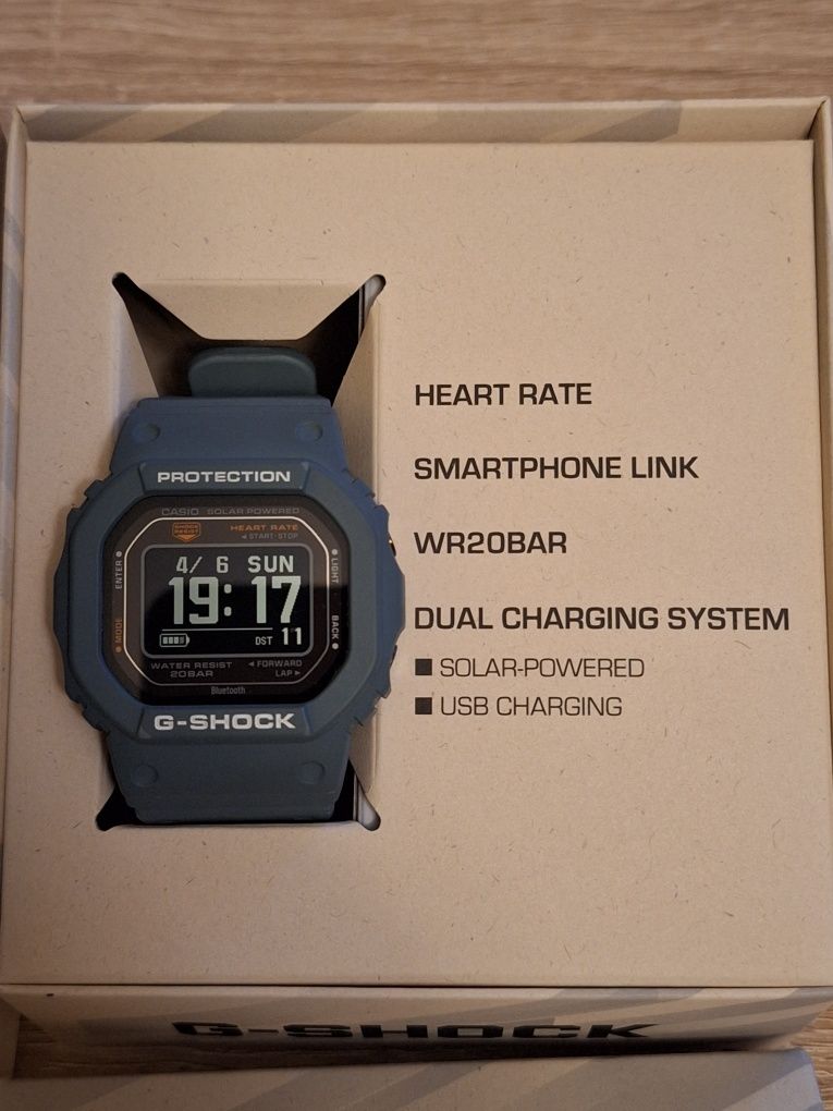 CASIO G-Shock G-Squad DW-H5600 -2ER