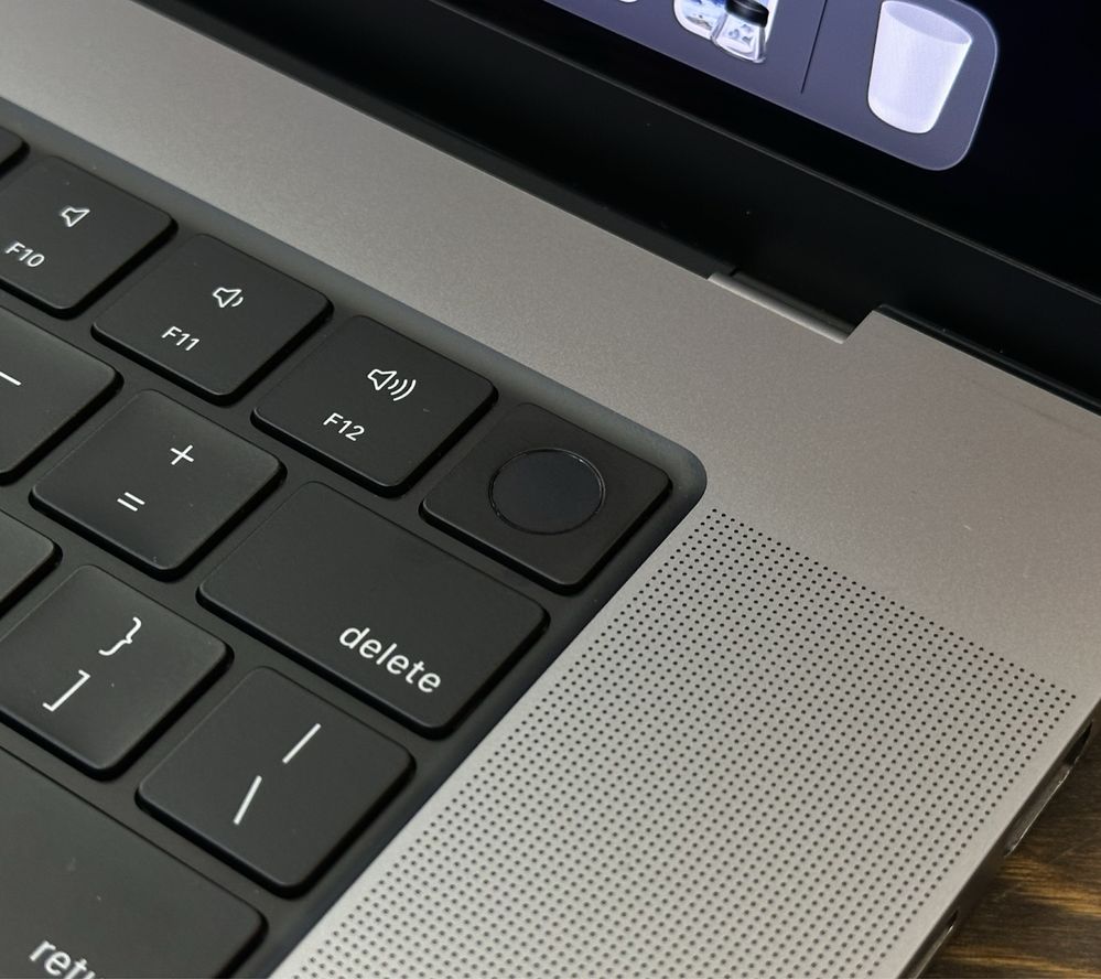 MacBook Pro 16 2021 M1 Pro (MK183) 16/512 Магазин Гарантія