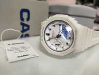 Zegarek G-Shock GMA-P2100-7AER white biały