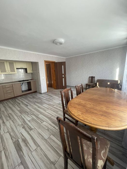 Світлий великий будинок з теплою підлогою та всіма зручностями 37362